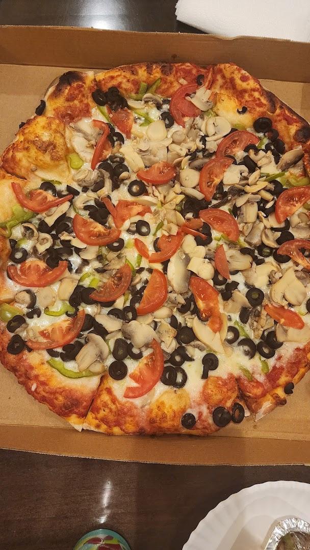 Charlie's Pizza & Sub Shop